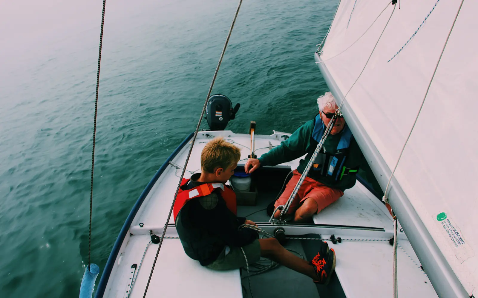 On-water sailing navigation course